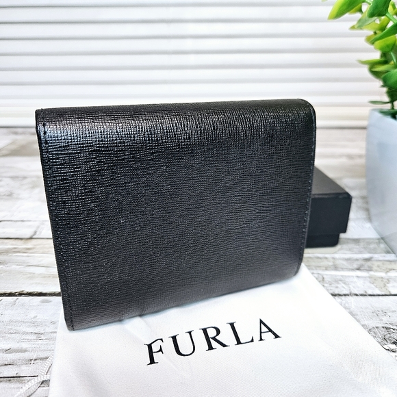 NIB Furla Classic Trifold Leather Wallet - Picture 9 of 11